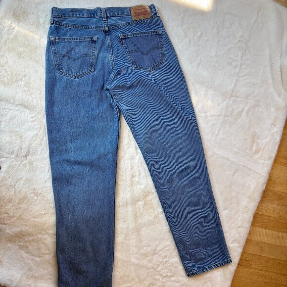 Levi's Men's 550 Relaxed Fit 34 x 34 Jeans - Picture 7 of 16